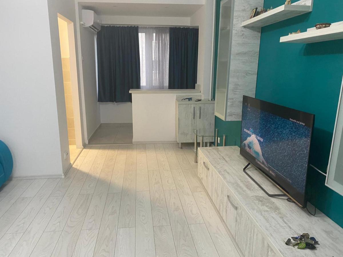 Studio-Ion Mihalache-Bucuresti Buitenkant foto