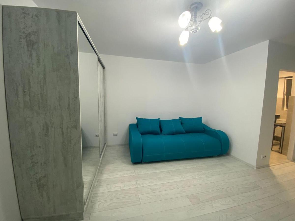 Studio-Ion Mihalache-Bucuresti Buitenkant foto