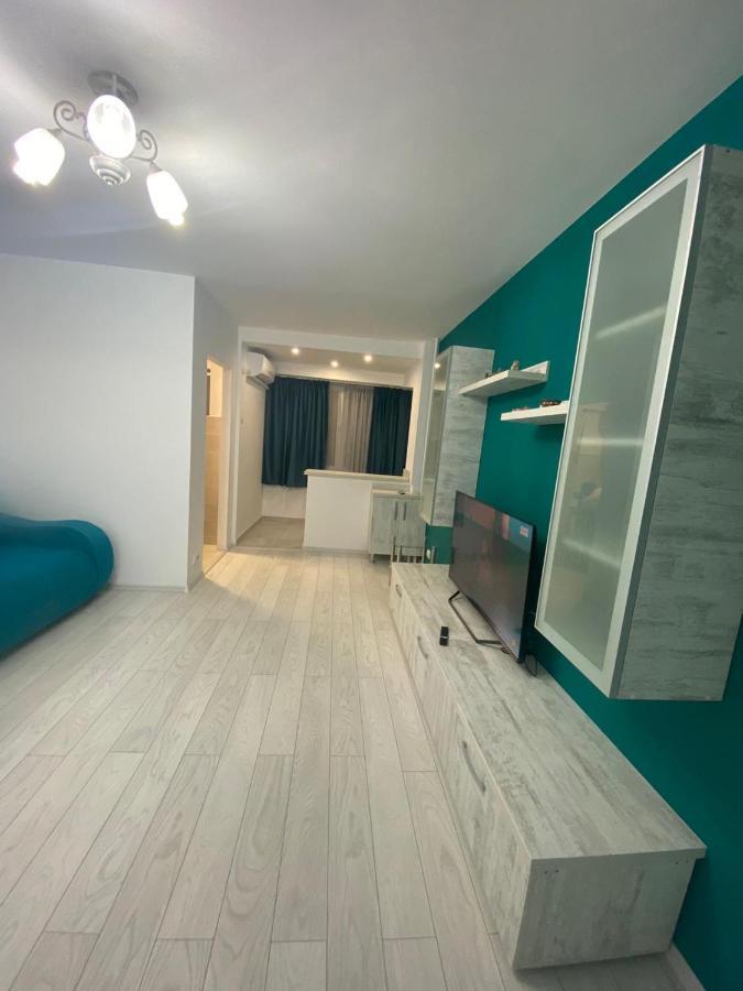 Studio-Ion Mihalache-Bucuresti Buitenkant foto